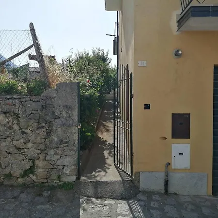 بيت للعطل Biagio And Marys House