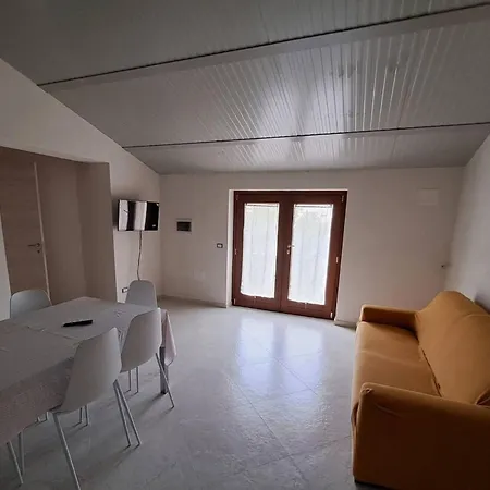 Biagio And Marys House بيت للعطل *